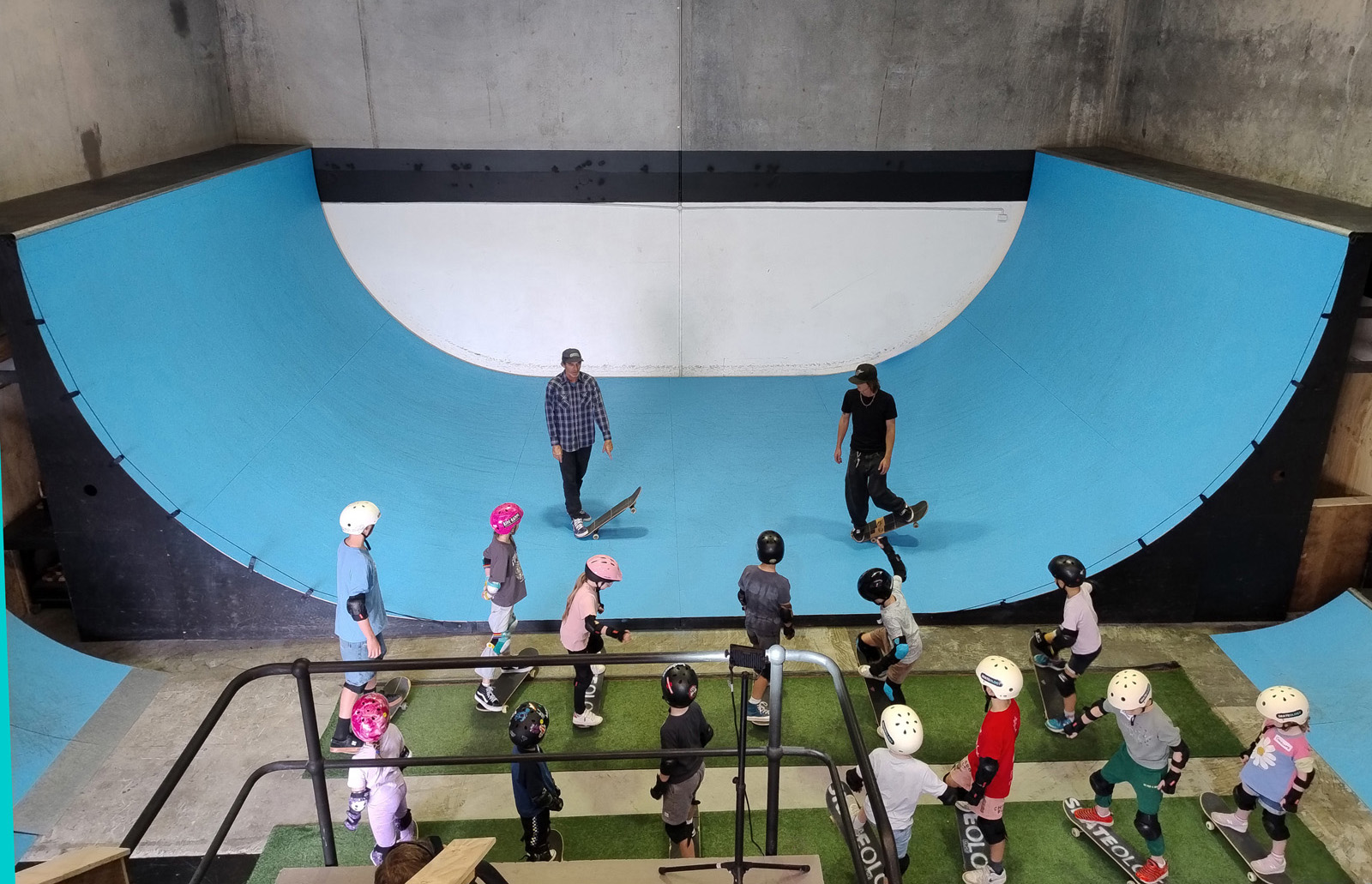 Skateology group skateboarding workshop for kids